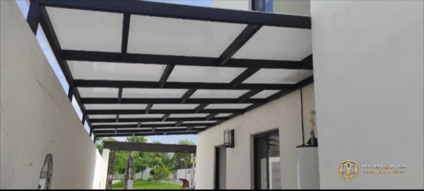 Covered outdoor metal structure