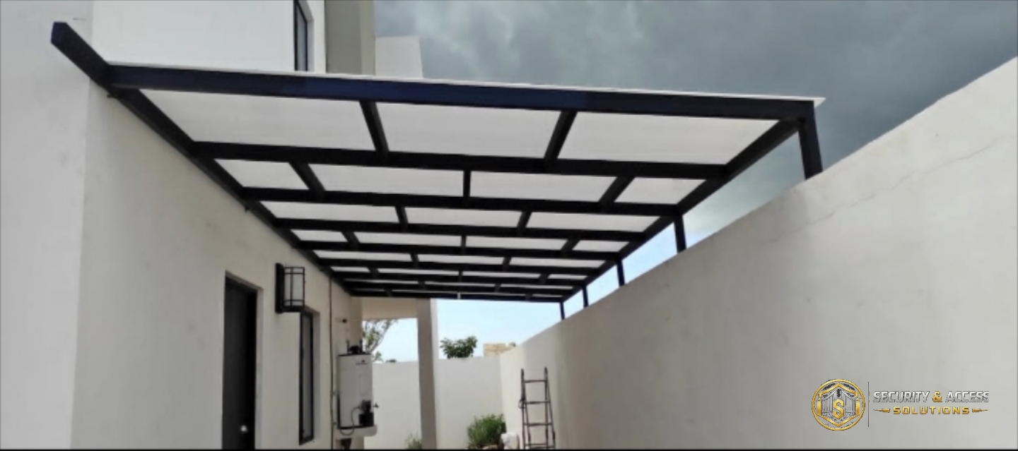 Covered outdoor structure
